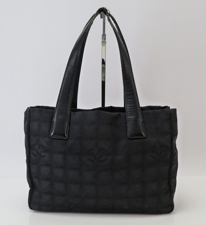 CHANEL Black Nylon and Leather Tote Bag, Purse #59403 - Image 2